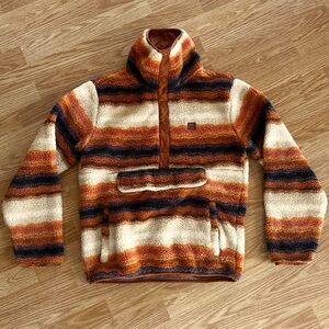 Women’s Billabong Sherpa Pullover- new condition